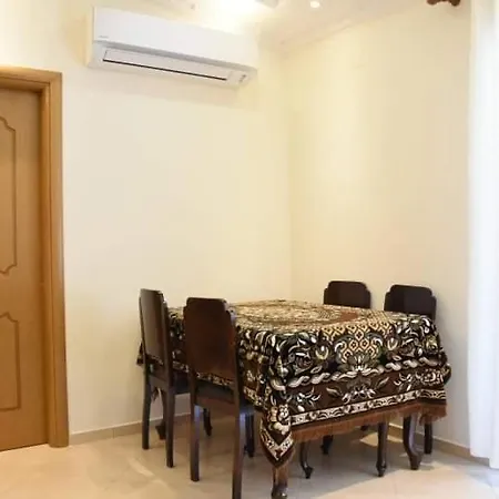 Giorgio Gest House شقة *