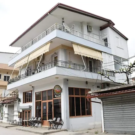 شقة Giorgio Gest House Përmet